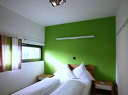 Holiday Apartment 3 Comfortable Vacation Home