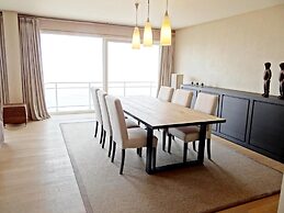 Apartment in Nieuwpoort With sea Views