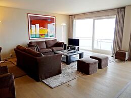 Apartment in Nieuwpoort With sea Views