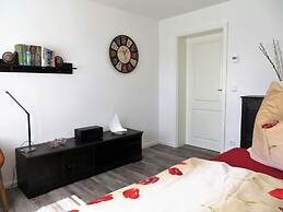 Leinelume Modern Retreat