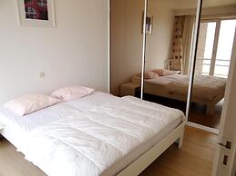 Apartment in Nieuwpoort With Terrace