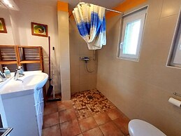 Cozy Coastal Apartment in Poel