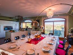 Belvilla by OYO Villa Sandra