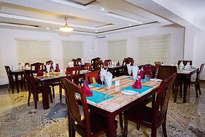 Supreme Continental Hotel & Resorts
