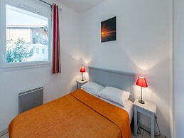 Neat Holiday Home in Sunny Les Landes
