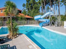 Neat Holiday Home in Sunny Les Landes