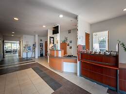Neat Holiday Home in Sunny Les Landes