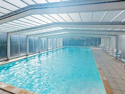 Neat Holiday Home in Sunny Les Landes
