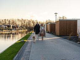 House With Three Bathrooms, on a Holiday Park