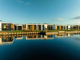 Loosdrecht Water Villa