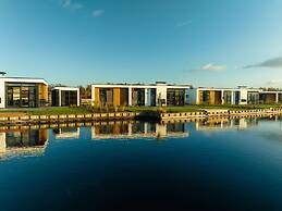 House With Three Bathrooms, on a Holiday Park