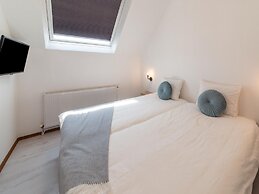 Spacious Holiday Home With Garden