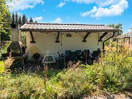 Spacious Holiday Home With Garden