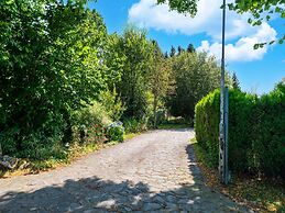 Spacious Holiday Home With Garden