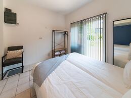 Spacious Holiday Home With Garden