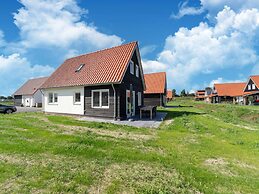 Holiday Home in Scherpenisse With Infrared Sauna