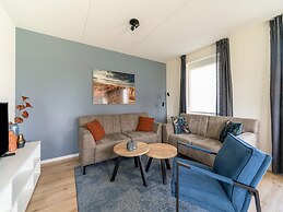 Luxe Stay With Sauna & Garden