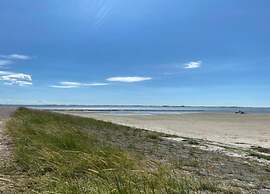 Luxe Stay With Sauna & Garden