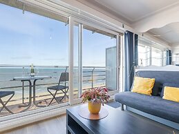 Cosy Apartment With Family