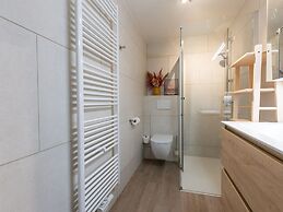 Cosy Apartment With Family