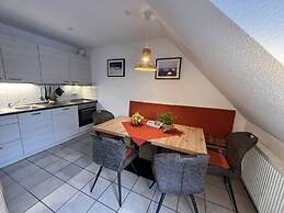 Bernsteinfinder 4.17 Comfortable Holiday Residence