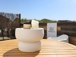 Modern Suite Silk in Beautiful Kamperland