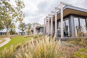 Chalet by Beach and Harbor With Terrace