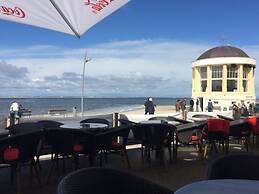 Holiday House House Sound of the sea