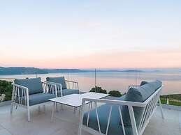 Villa Aristea Comfortable Holiday Residence