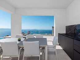 Villa Aristea Comfortable Holiday Residence