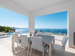 Villa Aristea Comfortable Holiday Residence