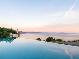 Villa Aristea Comfortable Holiday Residence