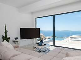 Villa Aristea Comfortable Holiday Residence