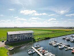 Lovely Apartment on the Harbor in Kamperland