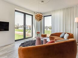 Lovely Apartment on the Harbor in Kamperland