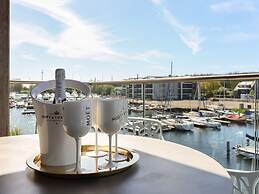 Lovely Apartment on the Harbor in Kamperland