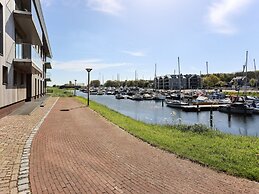 Lovely Apartment on the Harbor in Kamperland