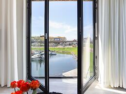 Lovely Apartment on the Harbor in Kamperland