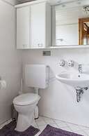 Elbwiesenhaus Modern Retreat