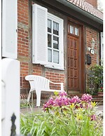 Elbwiesenhaus Modern Retreat