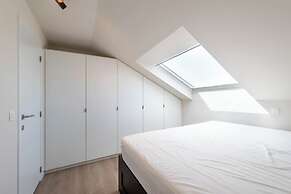 Modern Apartment Near Seabeach