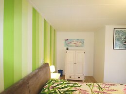 Fine Holiday Home in Donkerbroek
