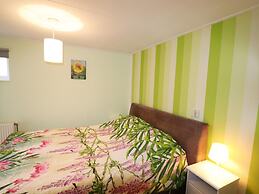 Fine Holiday Home in Donkerbroek