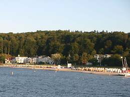 Seeschwalbe in Villa Sirene, Binz