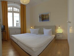 Seeschwalbe in Villa Sirene, Binz