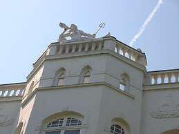 Seeschwalbe in Villa Sirene, Binz