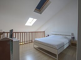Tasteful Apartment in Comes With Terrace