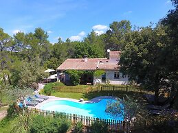 Holiday Home in Lorgues With Private Pool