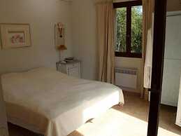 Holiday Home in Lorgues With Private Pool
