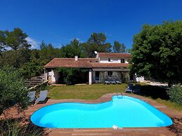 Holiday Home in Lorgues With Private Pool